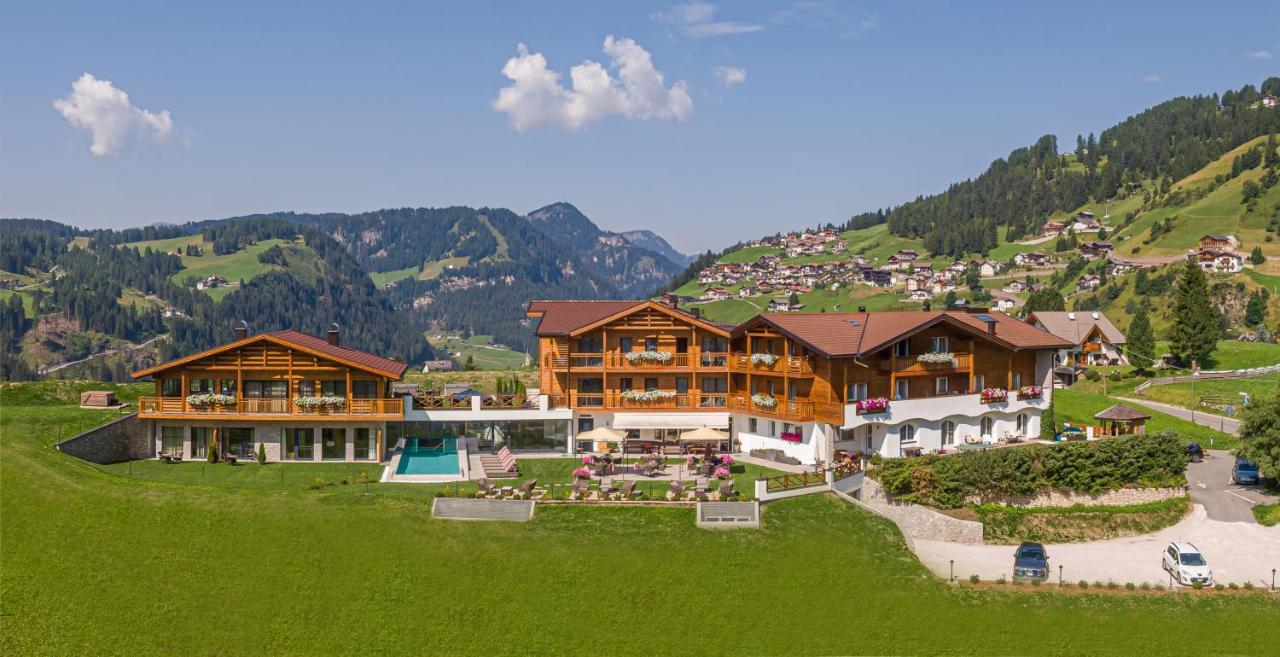 Hotel Rodella Selva di Val Gardena Exterior foto